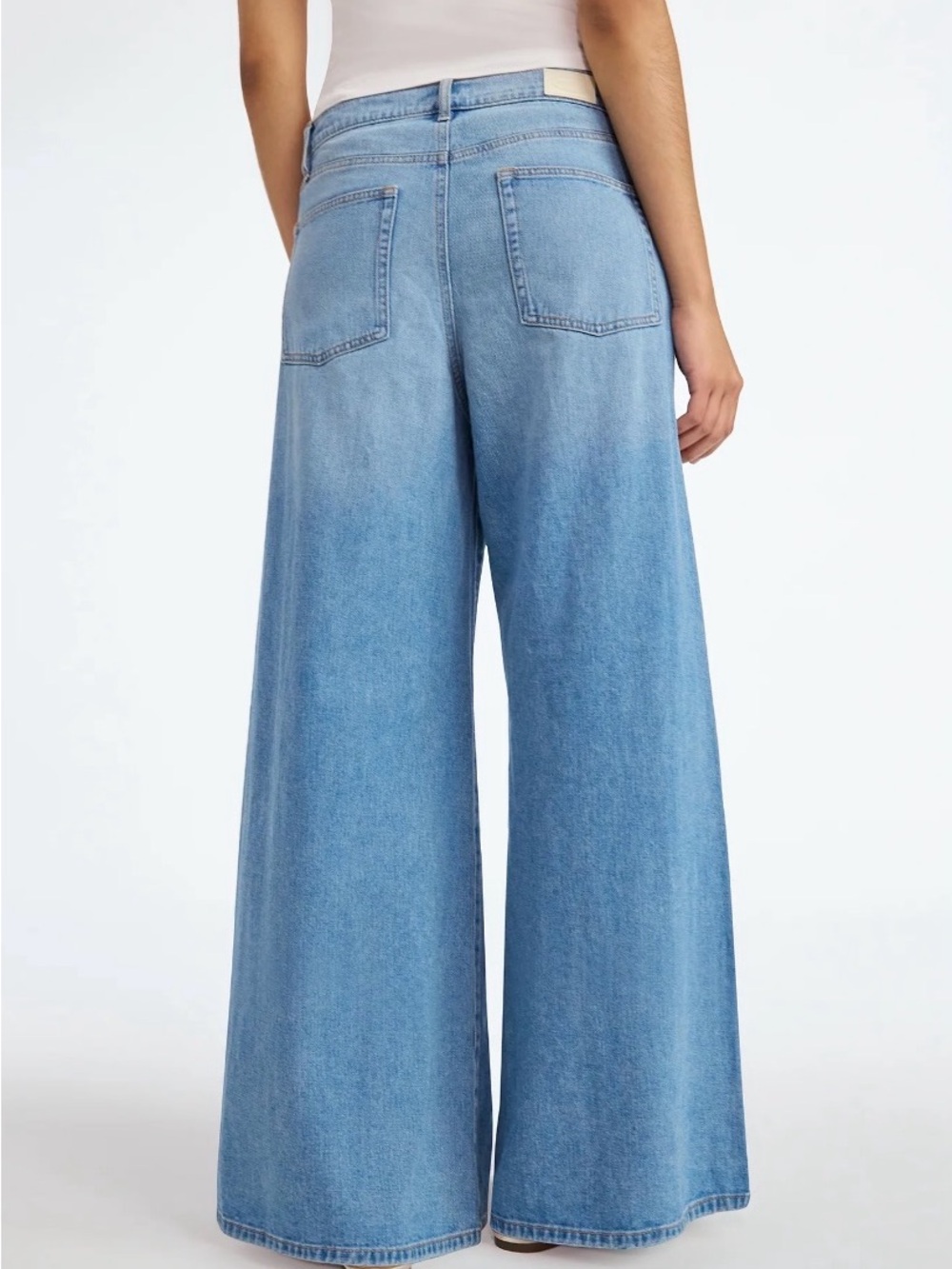Scoop Wide Leg Blue Jeans with Faux Pearl Accents NWT Size 8 - Picture 3 of 8